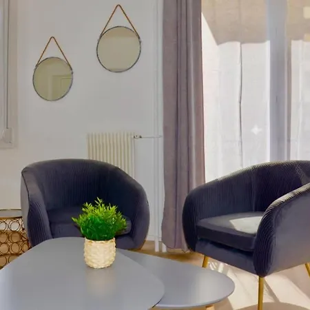 Dolmen Adrien 5 Apartment *
